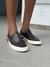 TÊNIS STRIPE SLIP ON MARROM ARAMIS