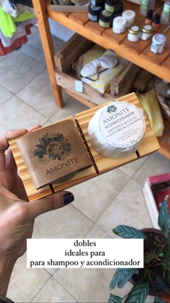 Jabonera de madera doble