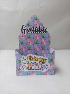 Caixa Envelope Gratidão Desistir Jamais 7 cm por 15 - Dharma Personalizados