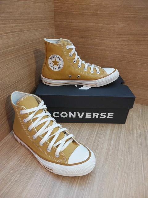 Chuck Taylor Bota