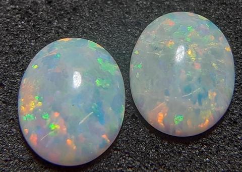 Opal – White Multicolor, Cabochon Cut, 7mm x 9mm