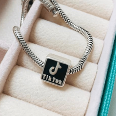 Berloque Tik Tok - Prata 925 - comprar online