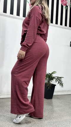 CONJUNTO DARLON BORDO en internet