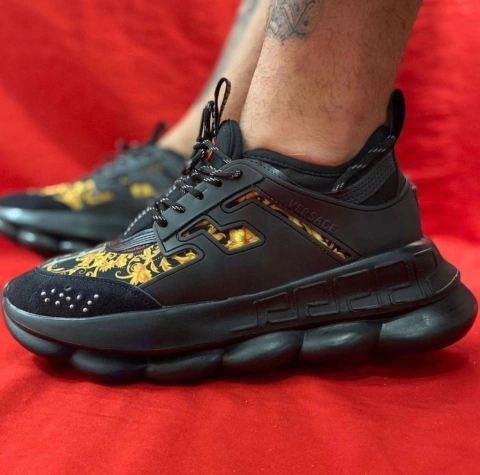 VERSACE CHAIN REACTION