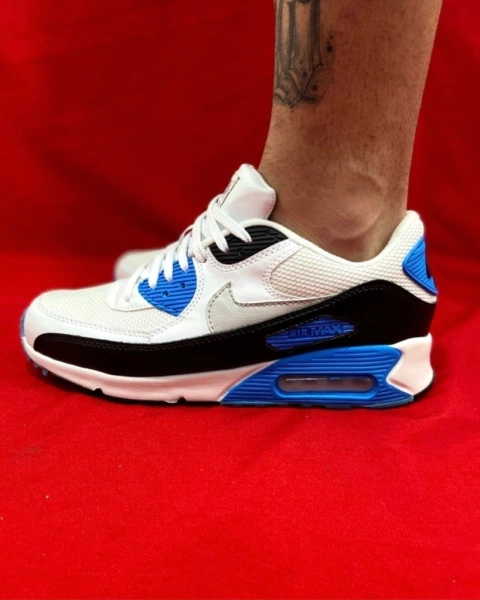 NIKE AIR MAX 90