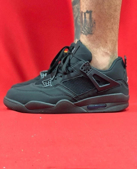 NIKE JORDAN 4 S PRETO