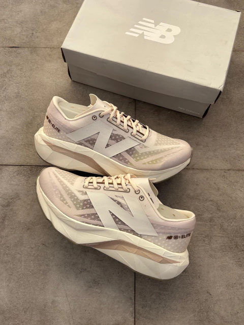 NEW BALANCE FUELCELL REBEL V4 - comprar online