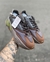 ADIDAS YEEZY BOOST 700 na internet