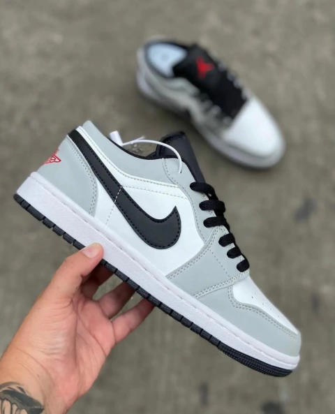 NIKE AIR JORDAN 1 LOW IMPORTADO