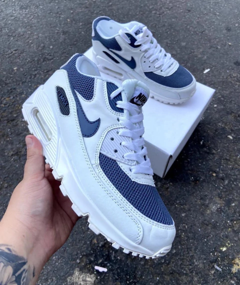 NIKE AIR MAX 90