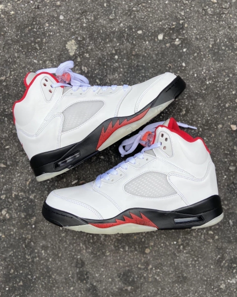 AIR JORDAN 5 BRANCO NACIONAL S