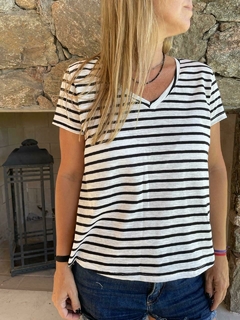 Remera a rayas en internet