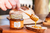 Mel com Oleo Essencial de Laranja Doce 200g - comprar online