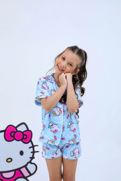 PIJAMA INFANTIL AMERICANO MANGA CURTA E SHORT HELLO KITY AZUL PRE VENDA - LB Pijamas