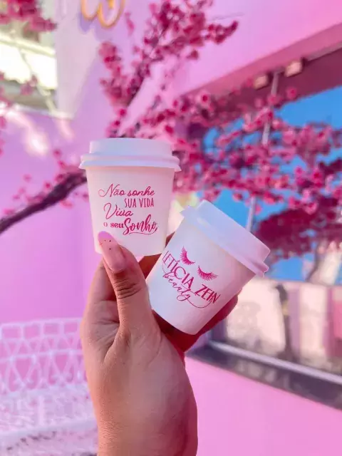 Copo de café com tampa- personalizado