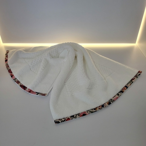 Toalha Piso Floral Elegance