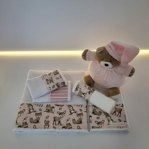Kit de Fraldas RN 5 Floresta Rosa