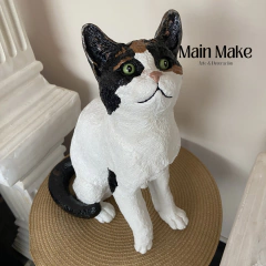 Escultura de Gato Realista