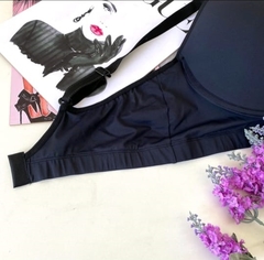 Sutiã Plus Size Reforçado Liso Alças Reforçadas na internet