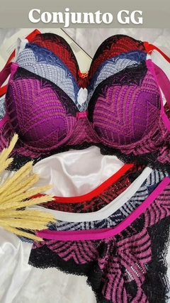 CONJUNTO DE LINGERIE BICOLOR RENDA