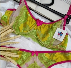 CONJUNTO DE LINGERIE SEM BOJO - loja online