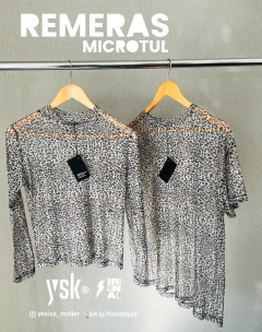 REMERA OVERSIZE MICROTUL ANIMAL PRINT - comprar online