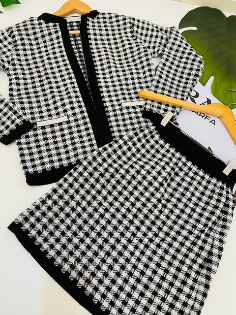 Conjunto saia + casaco