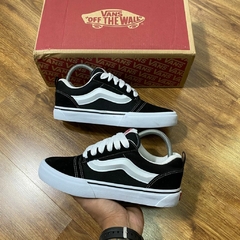 Vans knu