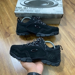tênis botinha Oakley modoc low 2 preta