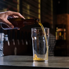 Imagen de Vaso De Cerveza Pinta Cervecero Cristar 590ml Pub Bar Vidrio