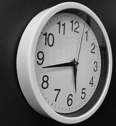 Reloj De Pared Moderno Redondo Deco Moda 22,5cm - Pettish Bazar