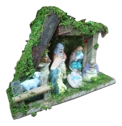 Pesebre Navideño Sagrada Familia Cabaña 7 Figuras Pettish - Pettish Bazar