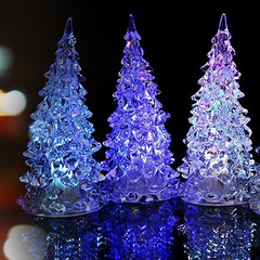 Arbol De Navidad Con Luces Acrílico Mediano - comprar online