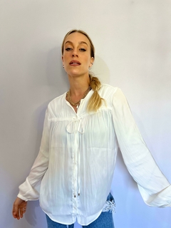 Camisa Ossira en internet