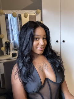 Bianca GLUELESS na internet