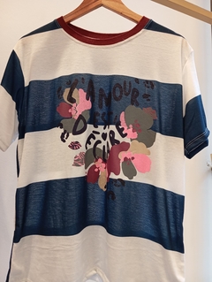 Remera rayada declare en internet