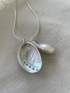 Collar Iris