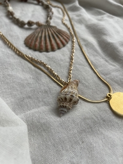 Collar gold tribal en internet