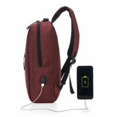 Mochila de Nylon USB 21L - MiHa Brindes 