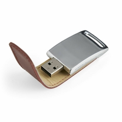 Pen Drive de Couro 4GB/8GB na internet