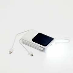 Power Bank 10.000mAh com Lanterna e Multissaídas - comprar online