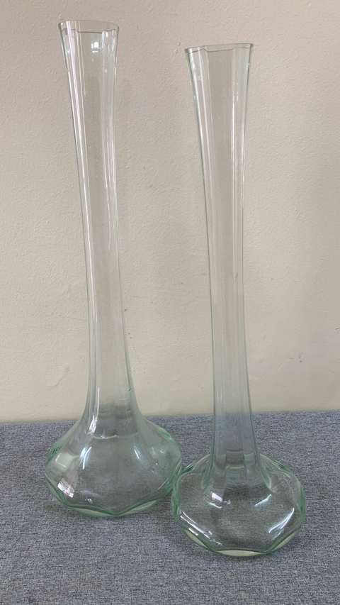 Par de vaso em vidro solitario