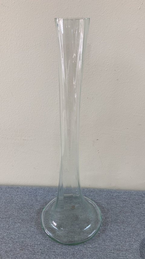 Vaso em vidro solitario