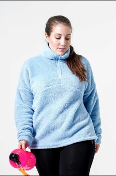 BUZO CORDERITO OVERSIZE CELESTE