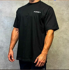 REMERA OVERSIZE FUARK (BASICA NEGRA)