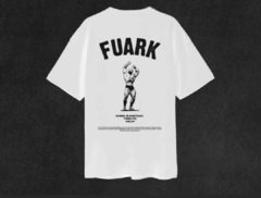 REMERA OVERSIZE FUARK (CBUM CHRIS BUMSTEAD WHITE)