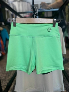 Calza corta Newod - BASIC VERDE MANZANA
