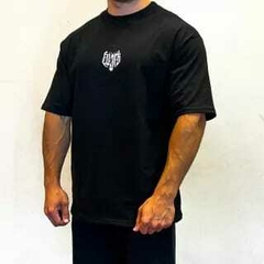 REMERA OVERSIZE FUARK