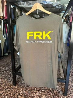 REMERA PERFORMANCE UNISEX- VERDE en internet