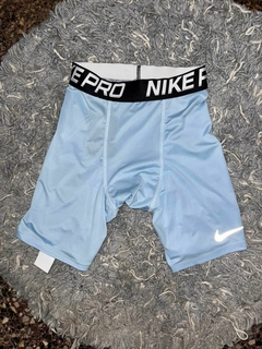 CALZA CORTA HOMBRE LYCRA- CELESTE - comprar online